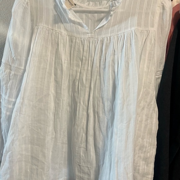 Universal Thread Top XS - Picture 2 of 3